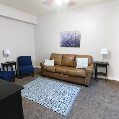 Mins To Mass Ave -Workspace, Smart Tv & Ac